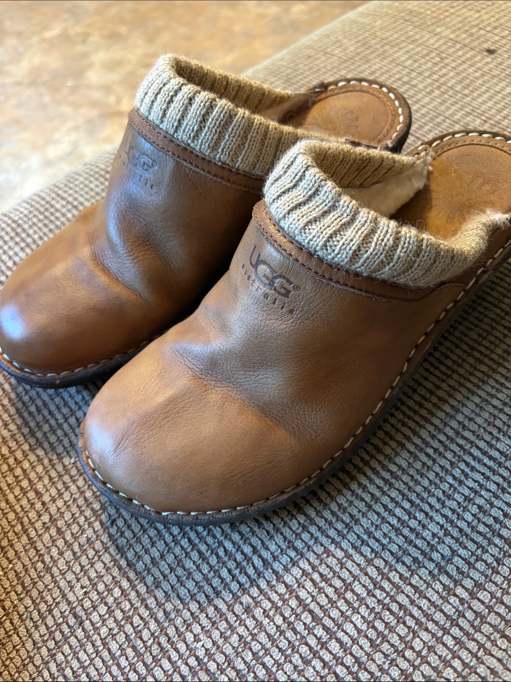 UGG Woman’s Size 9 Brown Leather Slip-On Clogs with Knit Collar